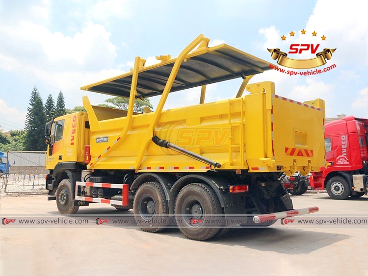 Dump Truck IVECO with Lid - LB